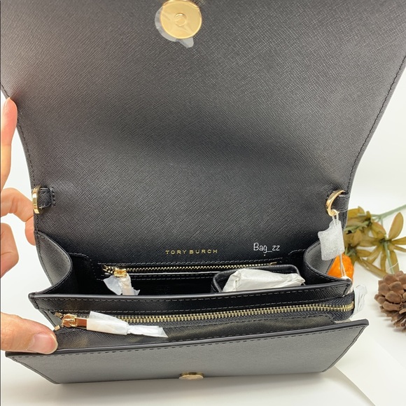 Tory Burch Emerson Combo Crossbody - Picture 6 of 9